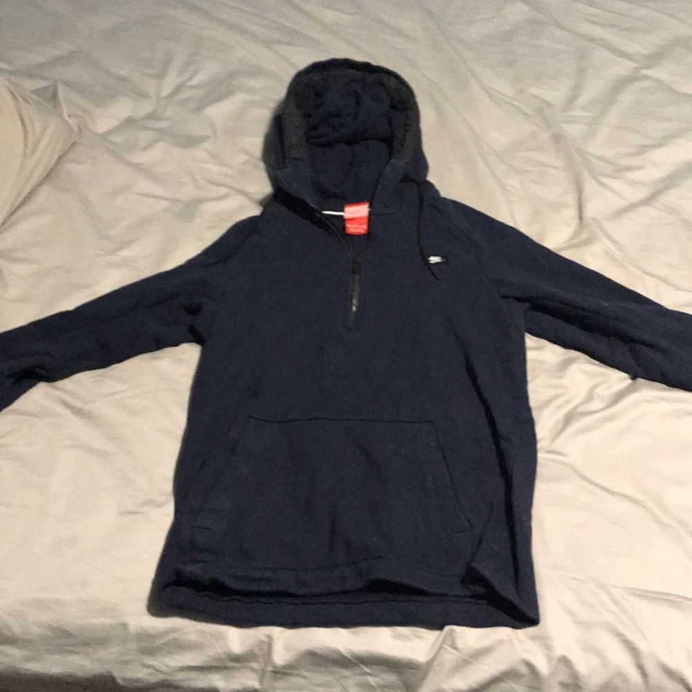 Men’s/junior boys navy blue sweatshirt